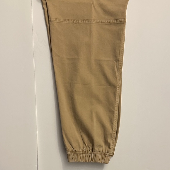 Abercrombie & Fitch Men's Khaki Chinos - Picture 11 of 12